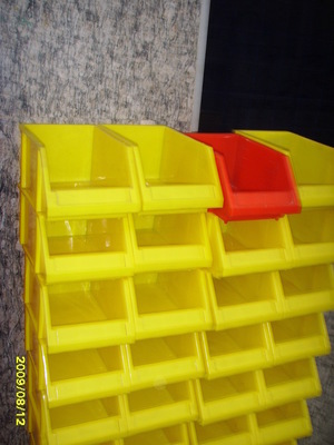 【供應(yīng)寮步塑料盒零件盒 背掛式零件盒 插住式零件盒】價格,廠家,圖片,塑料盒,東莞市鵬威塑膠制品-